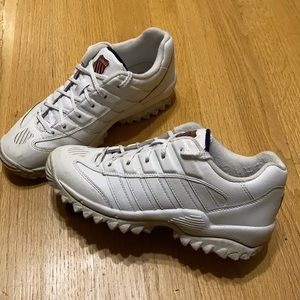 K-Swiss Tennis shoes